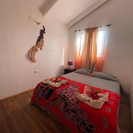 Pua Vaenga Hostel Hanga Roa Buitenkant foto