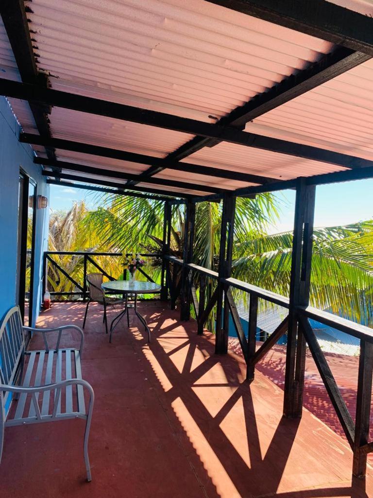Pua Vaenga Hostel Hanga Roa Buitenkant foto