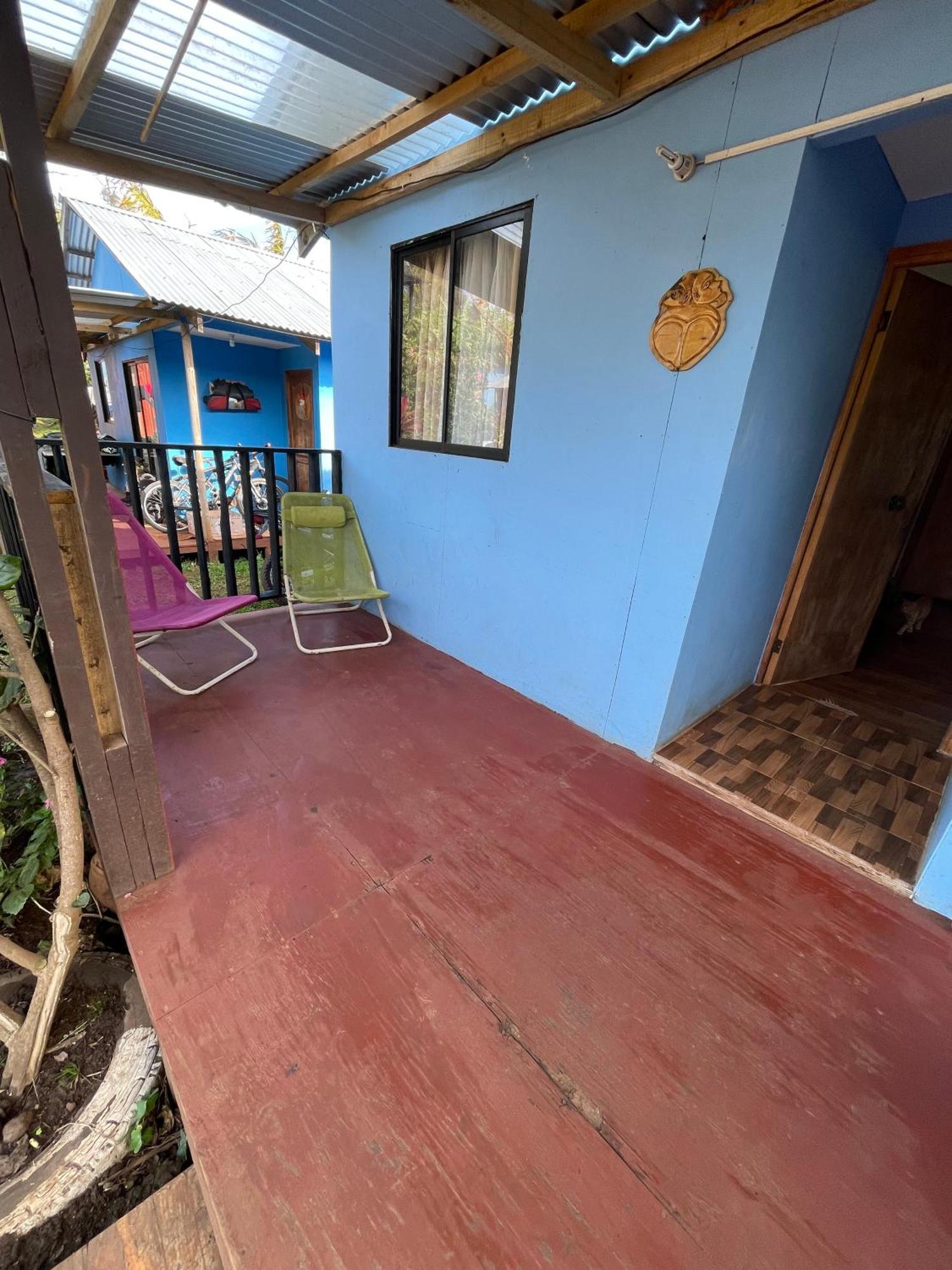 Pua Vaenga Hostel Hanga Roa Buitenkant foto